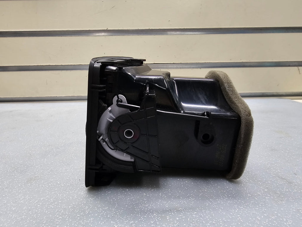 🔥05-10 VOLKSWAGEN JETTA FRONT CENTER DASH LEFT DRIVER AIR VENT HEATER BLACK