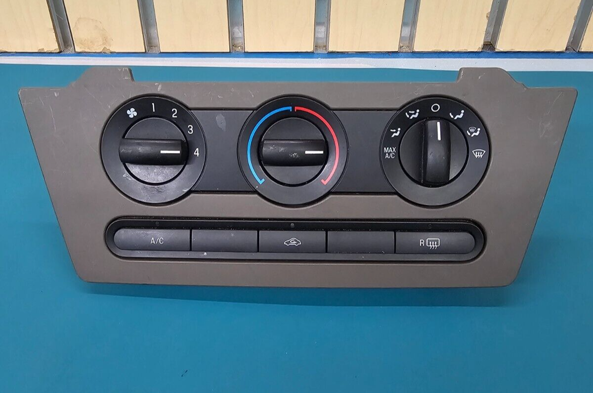 06-09 Ford Fusion Dash AC Heater Temperature Climate Control Air Conditioner OEM