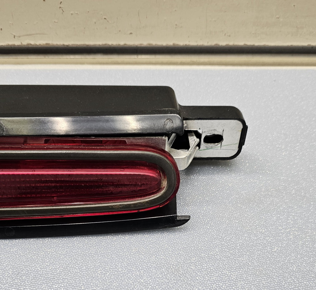 🔥2005-2010 Pontiac G6 Dorman Third Brake Light Lamp Sedan Assembly OEM