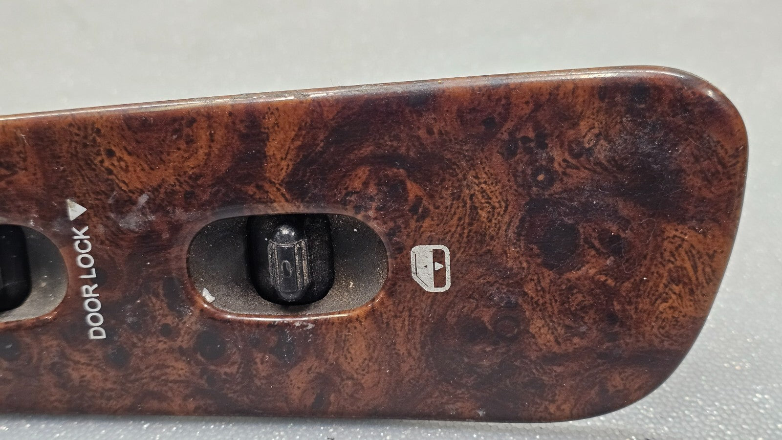 00-10 Dodge Ram Chrysler 300M Sebring Front Right Passenger Window Switch Wood