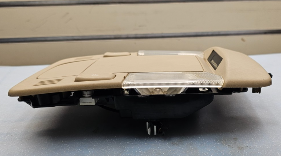 🔥06-11 Lucerne Front Upper Overhead Console Dome Map Light Lamp Assembly Tan