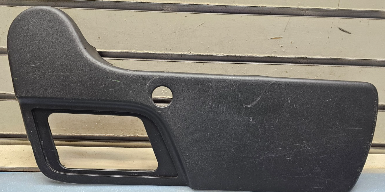 🔥07-14 Silverado Sierra Front Right Passenger Switch Trim Cover Panel Black