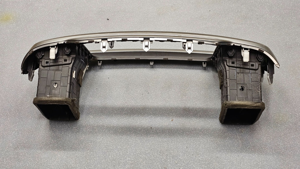 🔥16-18 KIA SORENTO RADIO CENTER DASH SURROUND BEZEL TRIM VENTS Assembly Silver