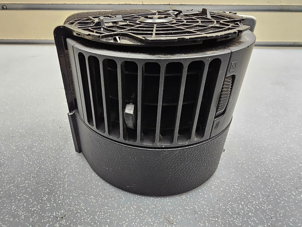 🔥03-06 INFINITI G35 COUPE MIDDLE DASH AIR VENT HEATER CONDITIONING OEM