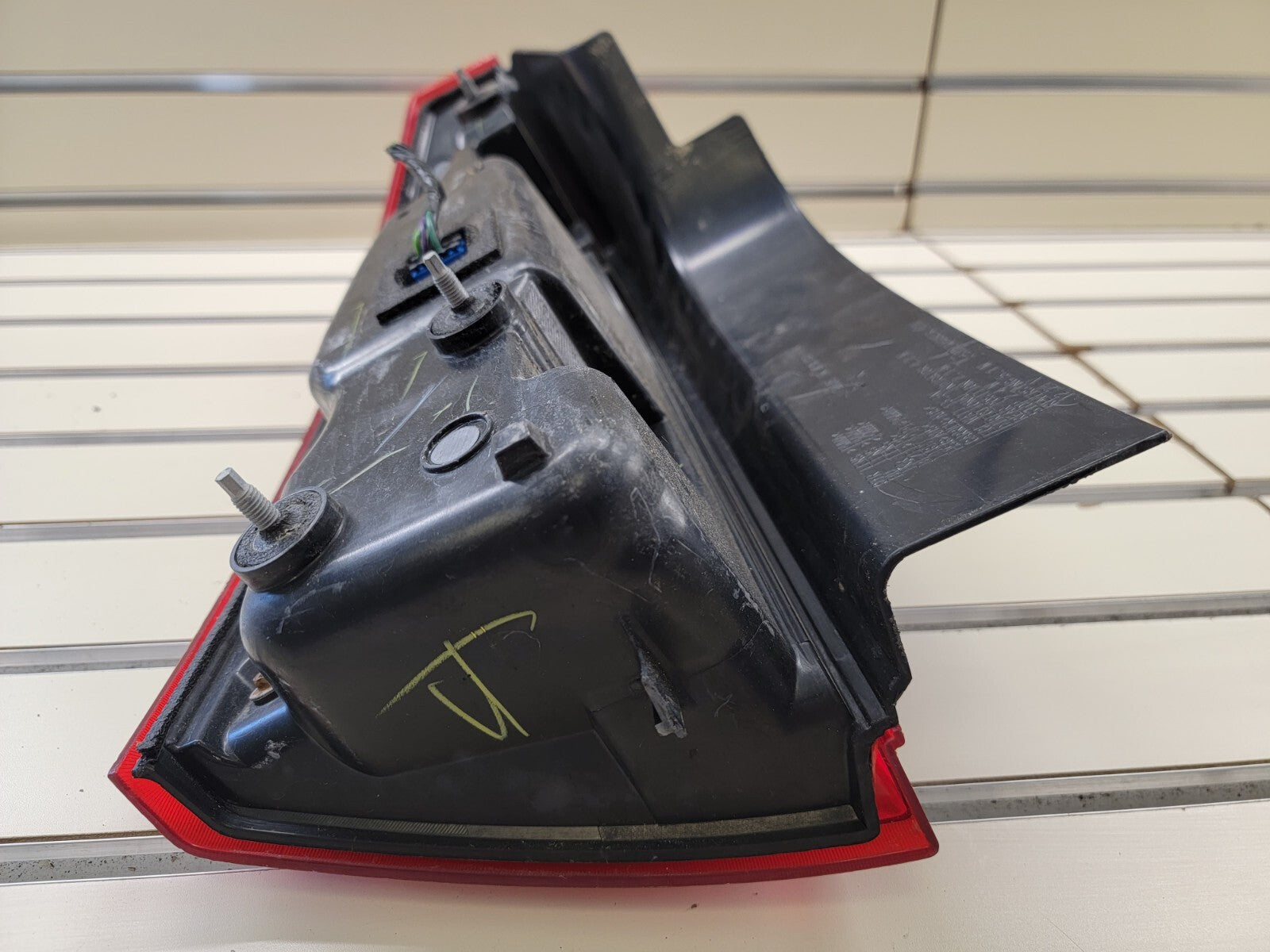 🔥2008-2013 Cadillac CTS Sedan Taillight Lamp Assembly passenger Side right