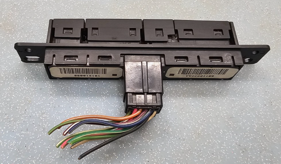 🔥12-20 Town Country Grand Caravan Traction Switch Power Hazard Light Econ 110V