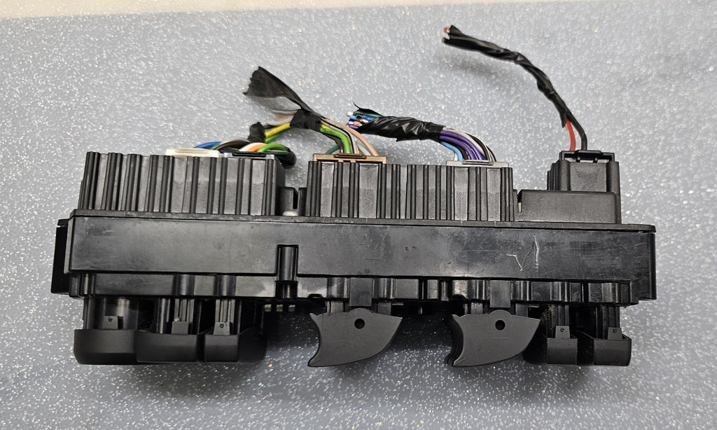10-17 Buick Enclave Driver Left Door Master Power Window Control Switch Assembly