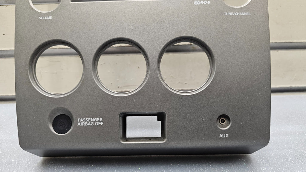 🔥04-07 ARMADA TITAN STEREO RADIO DASH PANEL TRIM CLIMATE CONTROL BEZEL SILVER