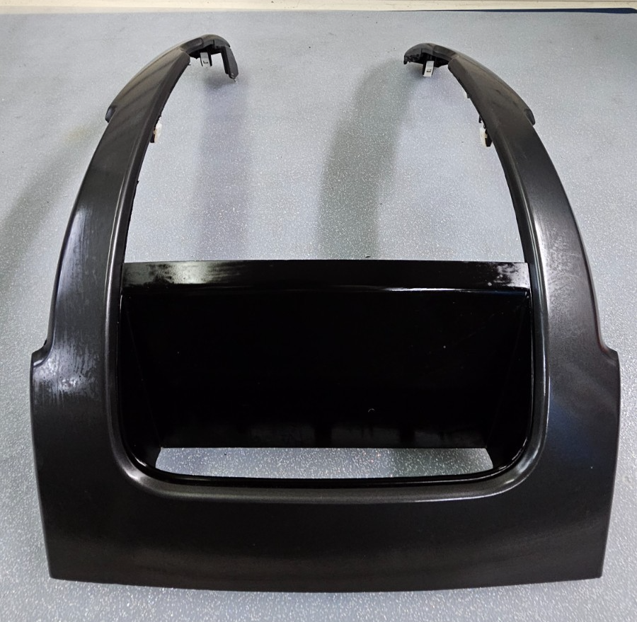 🔥11-13 Kia Sorento LX  AM FM Radio Stereo Bezel Dash Trim Surround Panel OEM