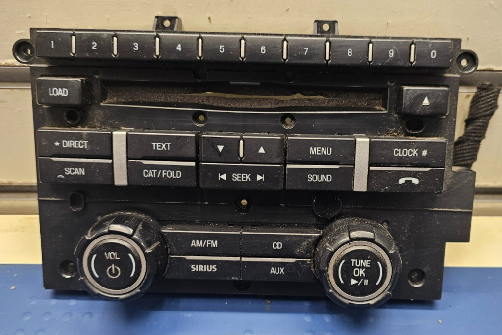 🔥09-10 Ford F150 Dash AM FM Audio Radio CD Player Control Panel Stereo Assembly