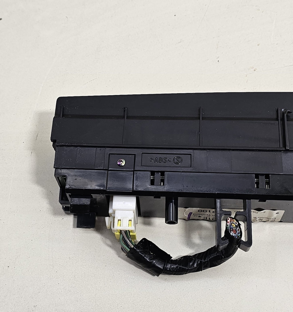 🔥06-08 MAZDA 6 CENTER CONSOLE STORE INFO CLOCK SCREEN DISPLAY OEM
