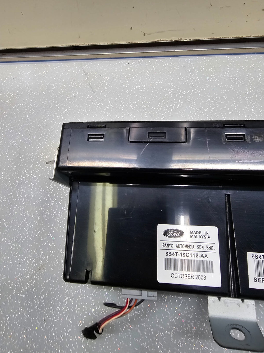 09 Ford Focus AUDIO RADIO EQUIPMENT TEMP INFIRMATION DIGITAL DISPLAY DIRECT OEM