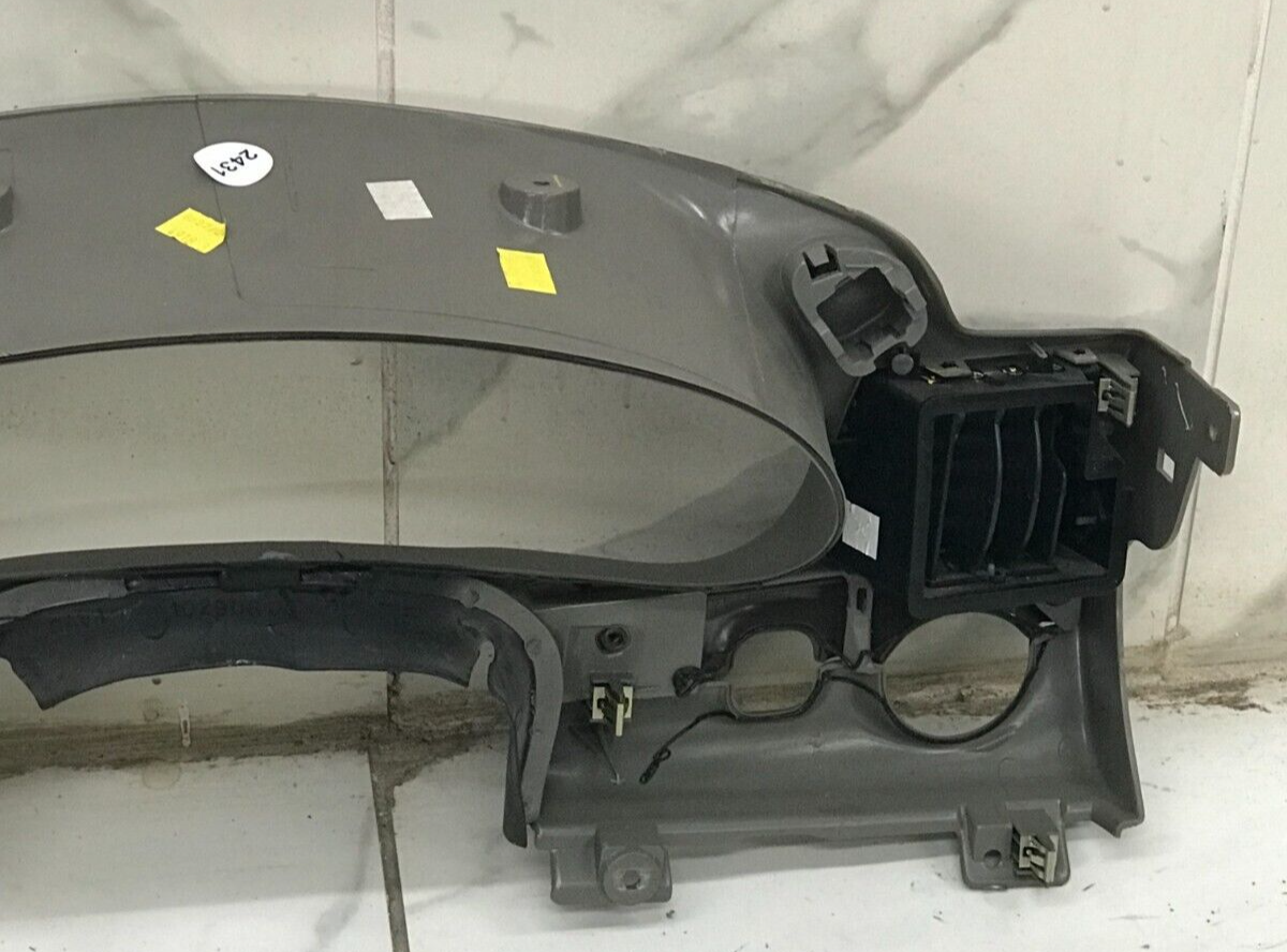 00-05 CHEVY IMPALA Dash Instrument Cluster Bezel Radio Speedo Gauge Trim Gray C7
