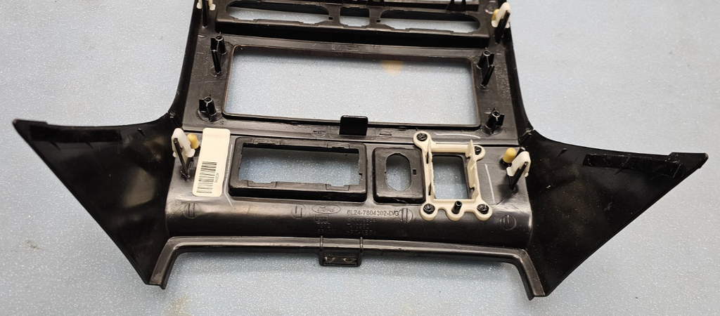 🔥06-10 Explorer Radio Temperature Climate Control Dash Panel Bezel Trim Wood