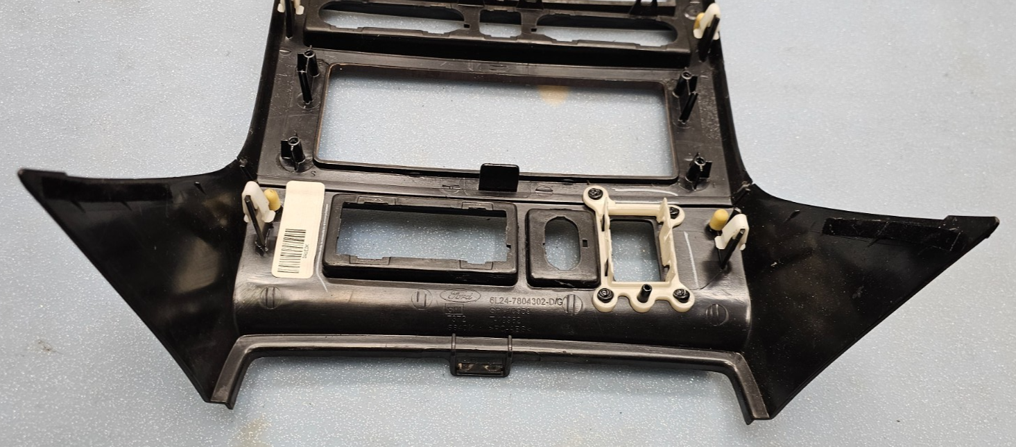 🔥06-10 Explorer Radio Temperature Climate Control Dash Panel Bezel Trim Wood