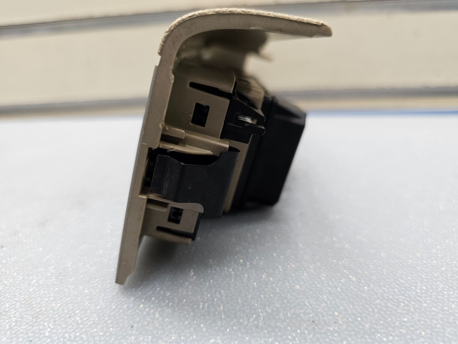 🔥07-10 SILVERADO SIERRA MASTER LEFT DRIVER POWER WINDOW SWITCH TAN/GRAY WS47