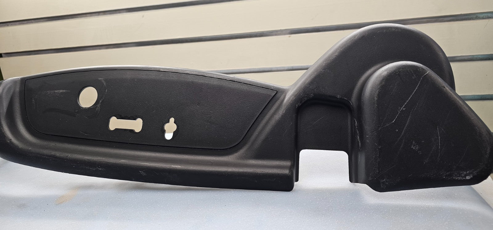 🔥2006-2008 CHEVROLET IMPALA DRIVER SEAT OUTER PANEL GM BLACK OEM