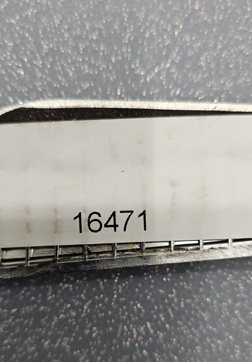 11-14 CHRYSLER 200 REAR TRUNK DECK DOOR EMBLEM BADGE LID NAMEPLATE LOGO MOLDING