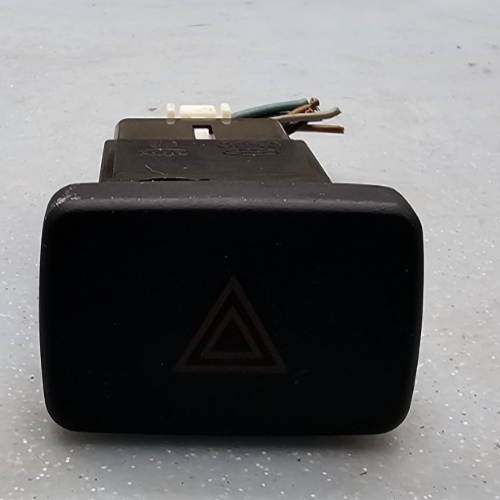 🔥01-06 Santa Fe Hazard Emergency Warning Light Button Control Switch Assembly