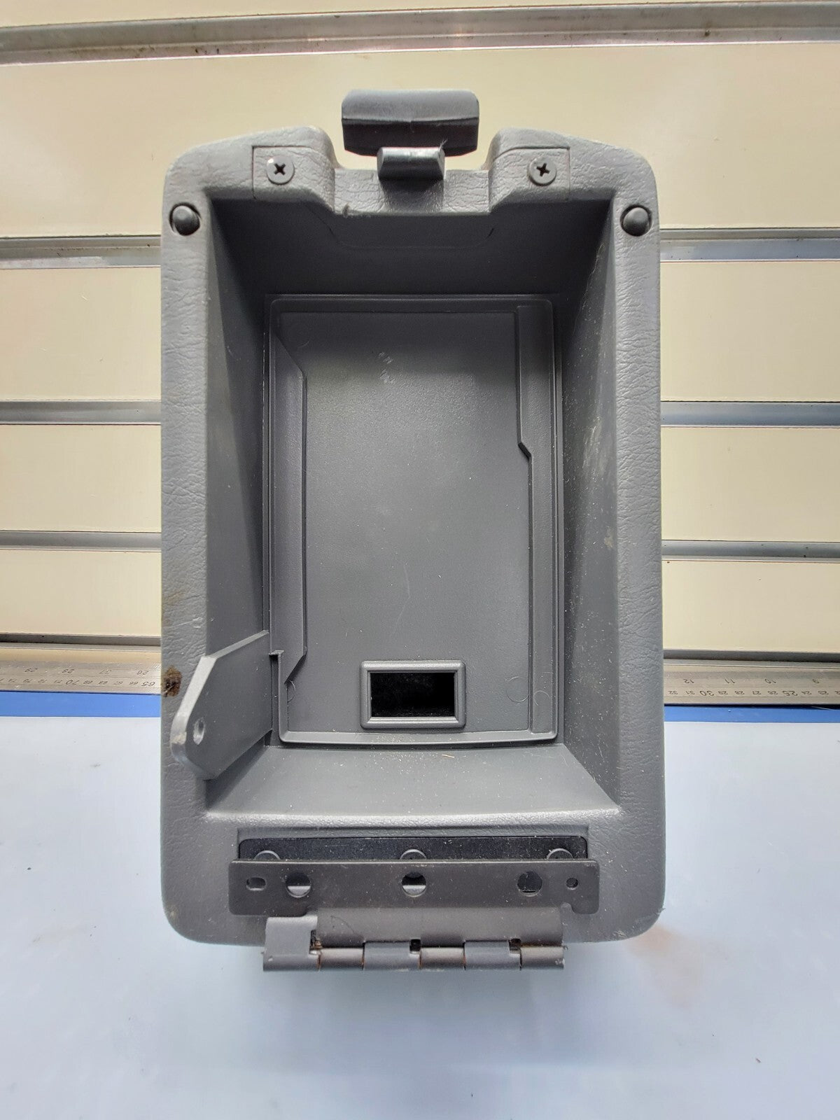 🔥00-04 Nissan Frontier Xterra Center Console Armrest Arm Rest Lid Dark Gray OEM
