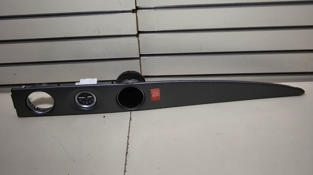 🔥03-06 OUTLANDER CARBON FIBER UPPER DASH VENT CLOCK BEZEL TRIM PANEL SILVER