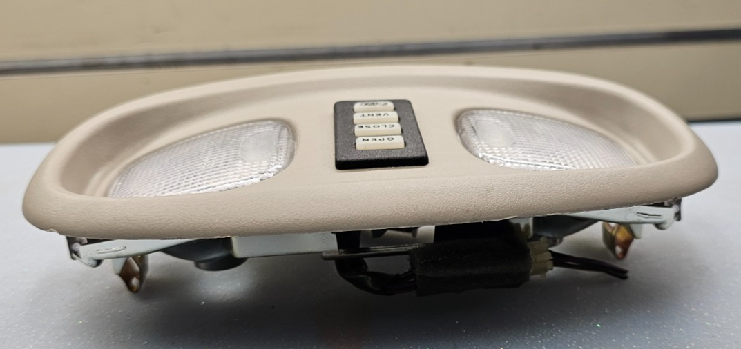 🔥02-07 Jeep Liberty Overhead Front Center Dome Roof Map Light W/Sunroof TAN OEM