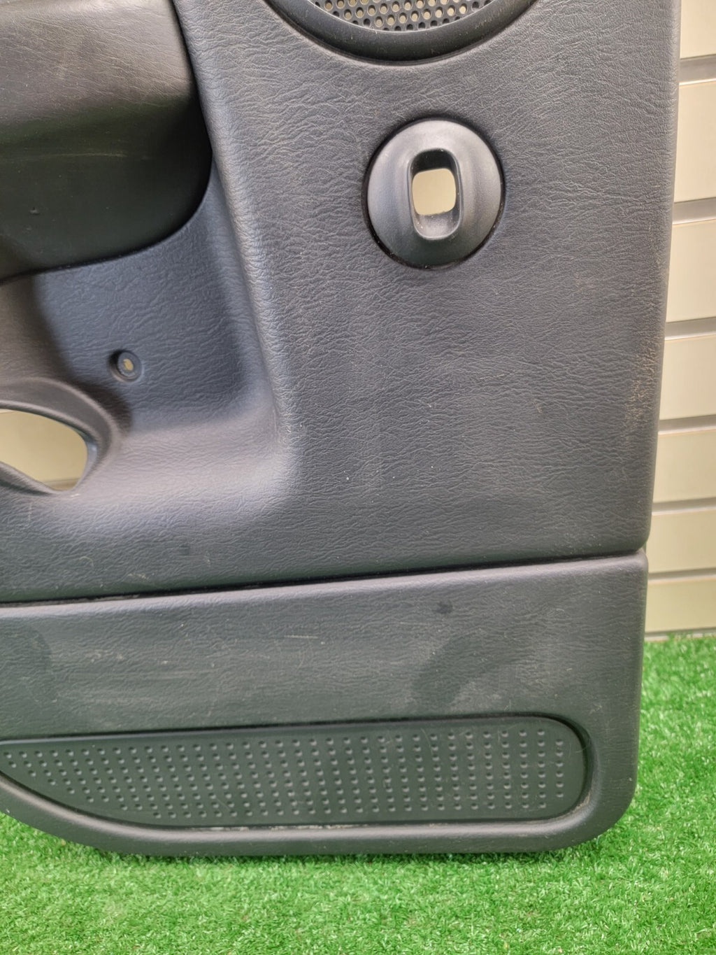 🔥02-05 Dodge RAM Interior DOOR Panel Rear Left Driver BLACK v1 G22