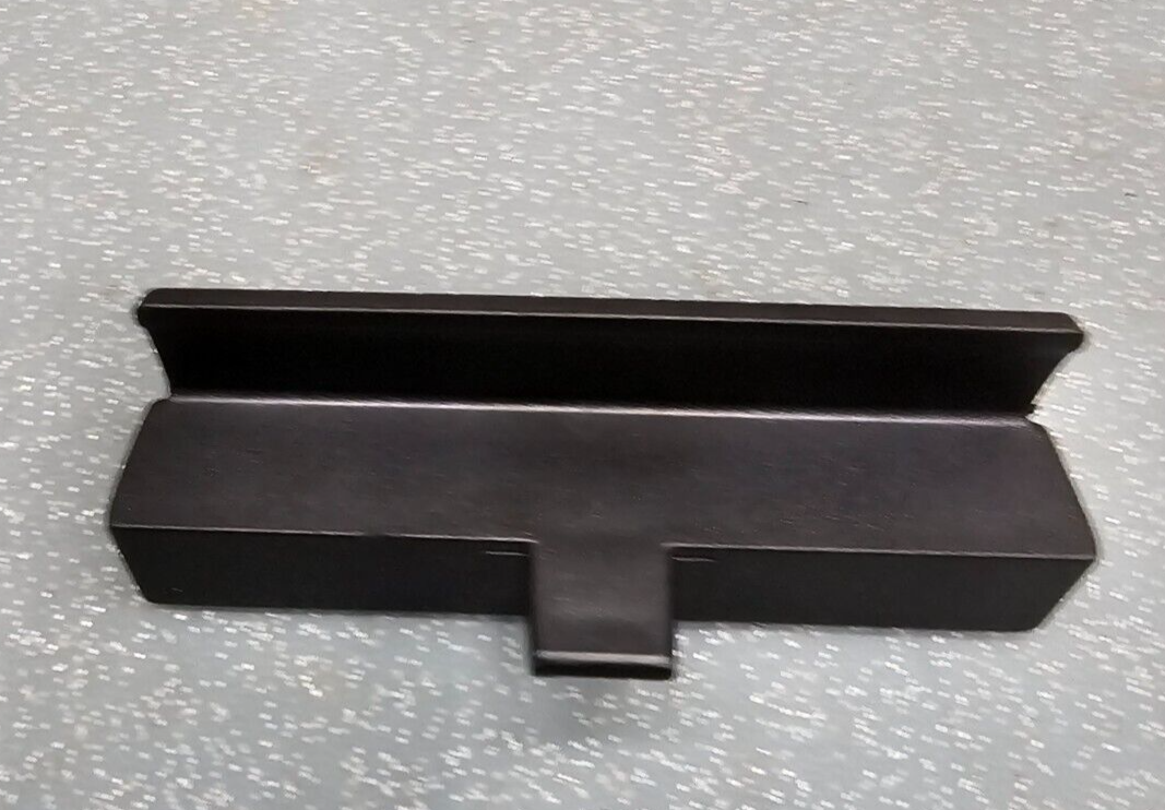 🔥07-13 Chevy Silverado Sierra Center floor Console lower compartment Lid latch