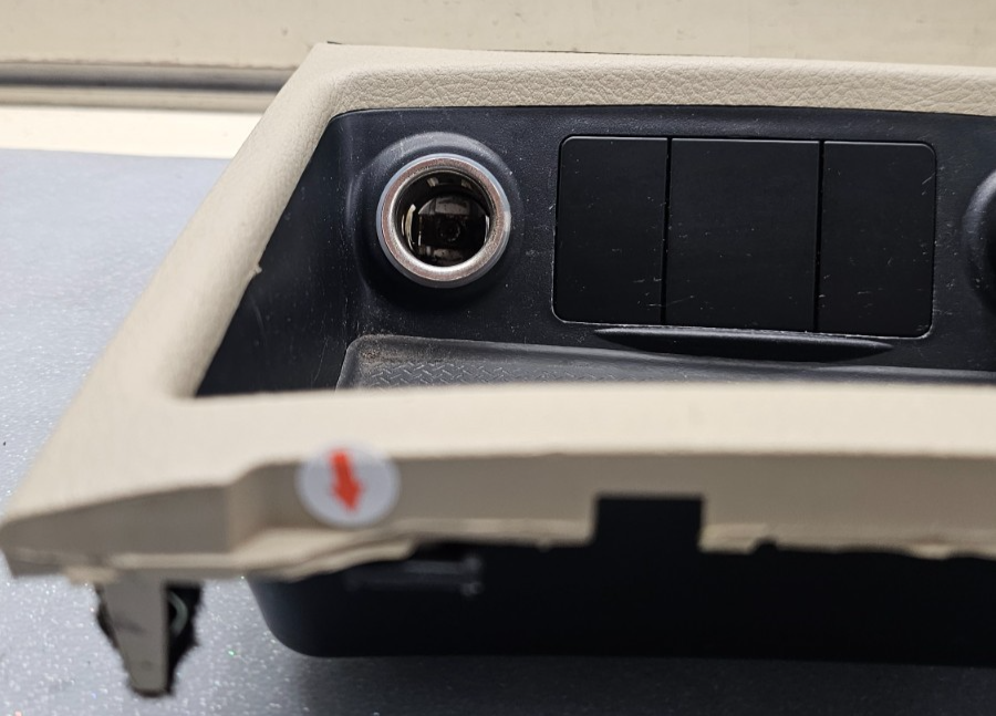 🔥07-09 Hyundai Santa Fe Shift Shifter Bezel Console Trim TAN OEM