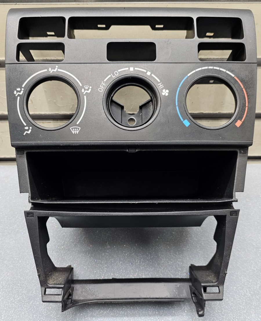 🔥03-08 TOYOTA COROLLA CENTER DASH CLIMATE CONTROL BEZEL TRIM PANEL BLACK OEM