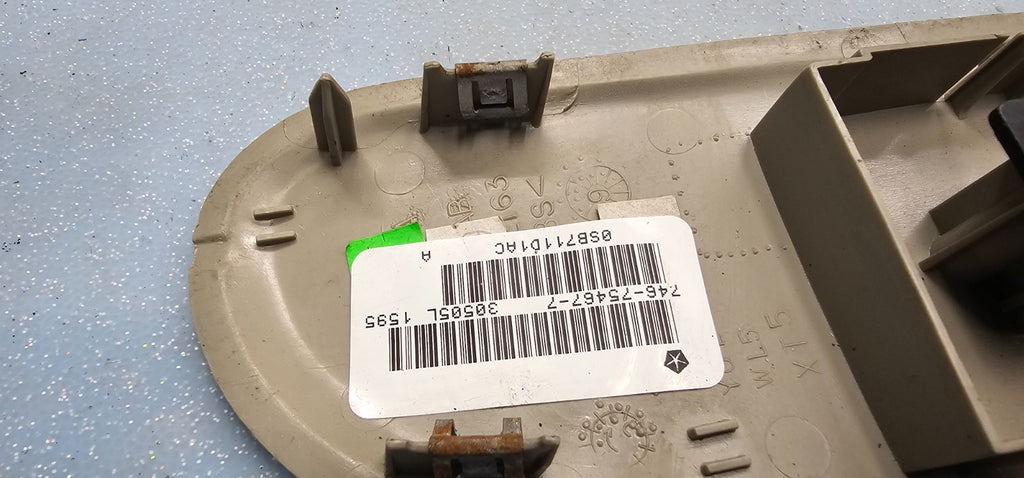 🔥01-07 Caravan Town Country Front Right Passenger Window Door Lock Switch Tan