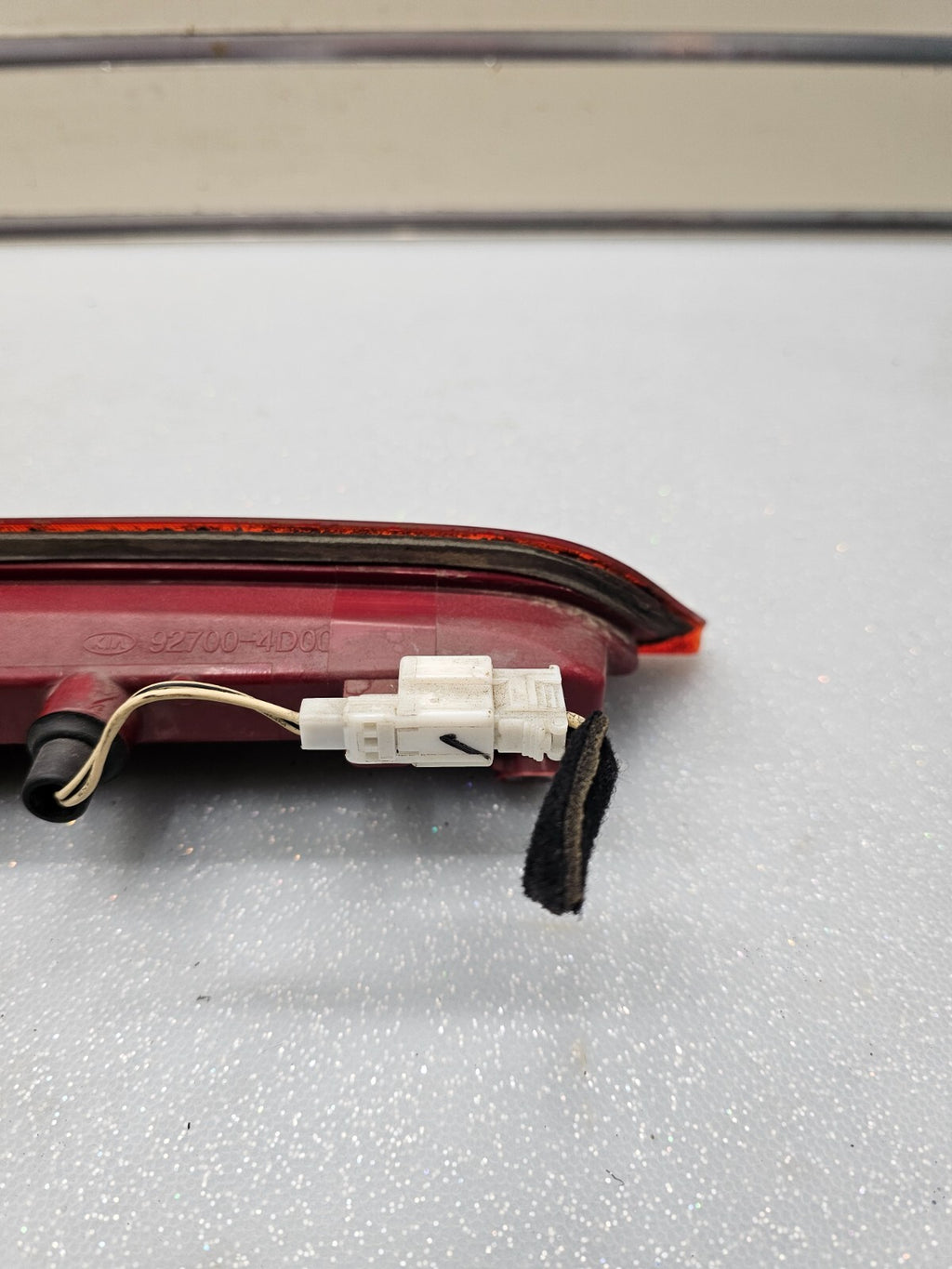 🔥2006-2014 KIA SEDONA HIGH MOUNT THIRD BRAKE LIGHT TAIL LIGHT STOP LAMP LED