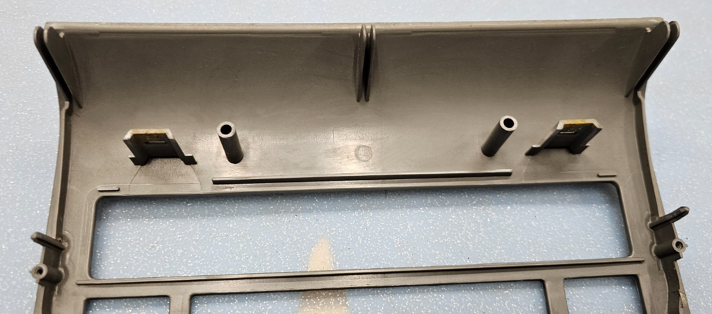 🔥04-07 NISSAN ARMADA TITAN STEREO RADIO DASH PANEL TRIM SURROUND BEZEL SILVER