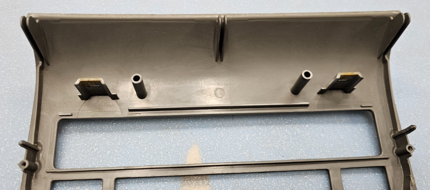 🔥04-07 NISSAN ARMADA TITAN STEREO RADIO DASH PANEL TRIM SURROUND BEZEL SILVER