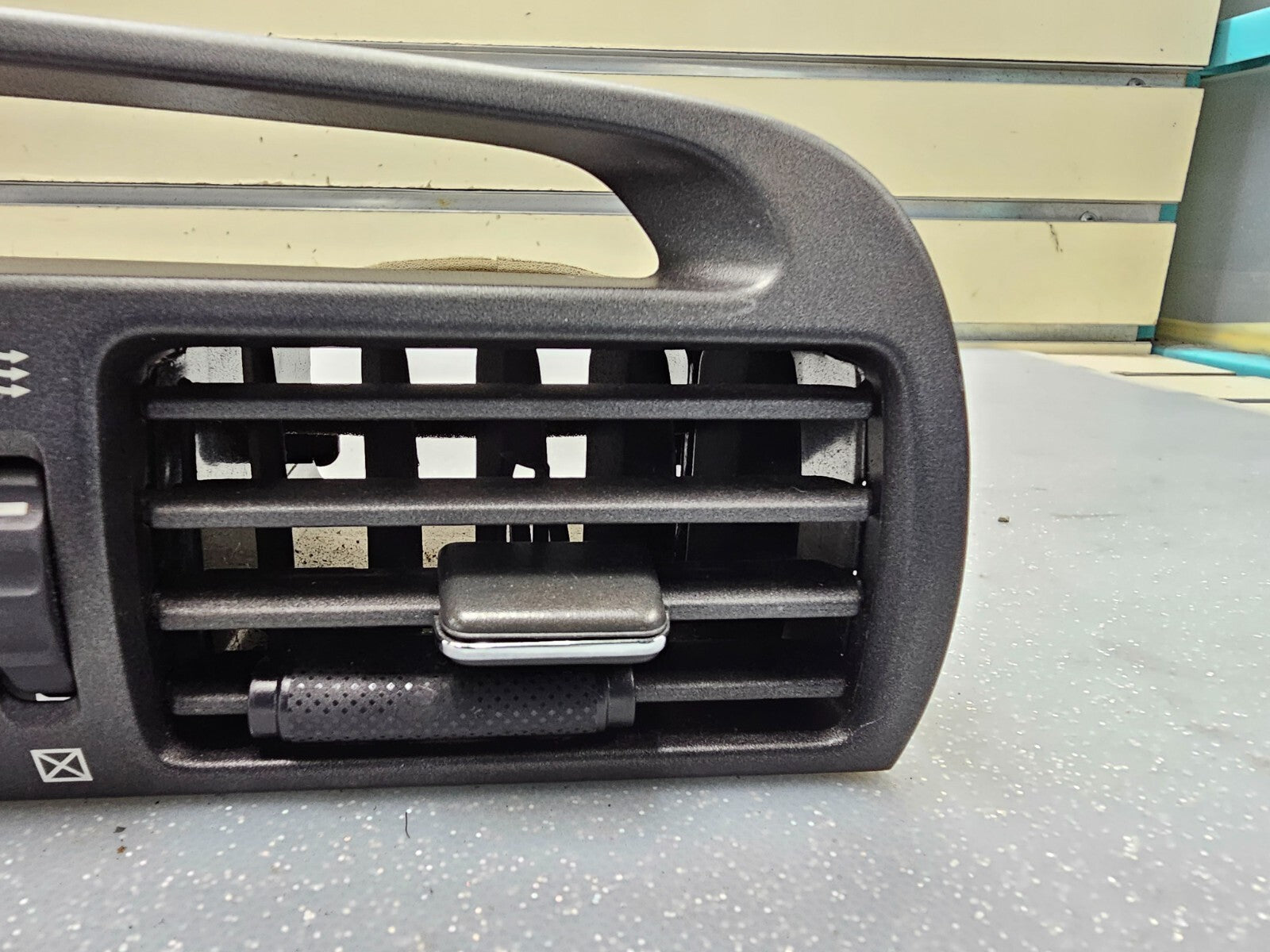 🔥98-05 LEXUS GS400 Center Dash AC Heater Trim Air Vent Conditioning Bezel Black