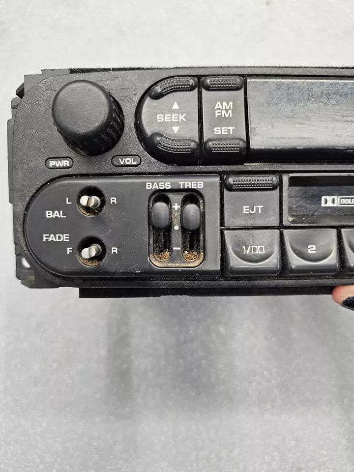 🔥98-03 Sebring Town Country Caravan Dash AM FM Radio Stereo Display Tape Player