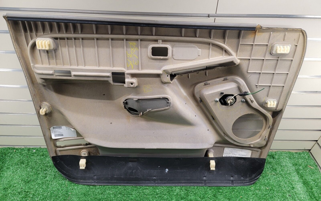 🔥99-02 Silverado SIERRA Door Panel Front Passenger /No Arm LIGHT Light GRAY D4