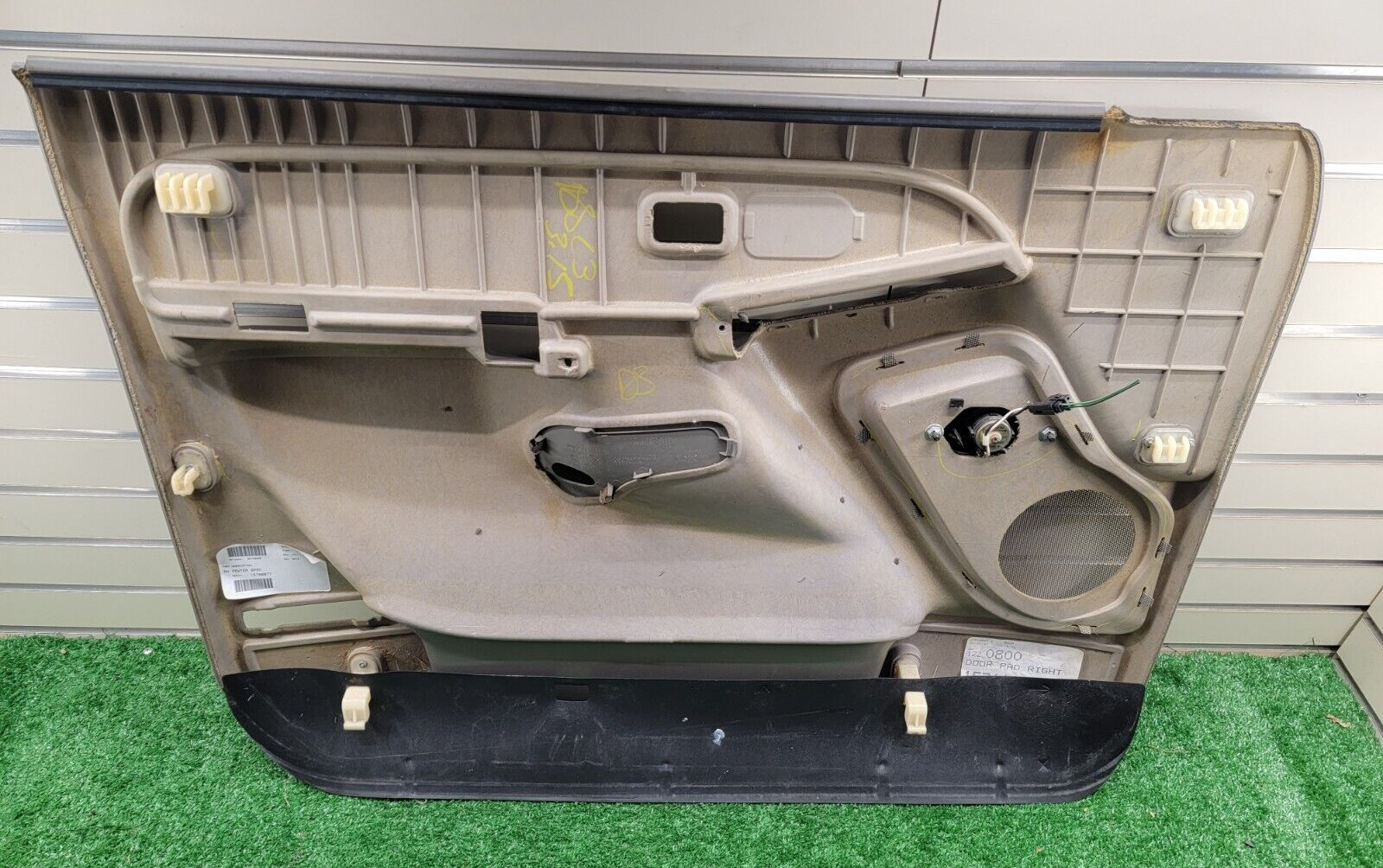🔥99-02 Silverado SIERRA Door Panel Front Passenger /No Arm LIGHT Light GRAY D4
