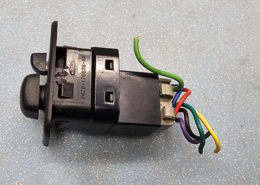 🔥99-04 FORD MUSTANG LEFT DRIVER MASTER POWER MIRROR CONTROL SWITCH BLACK