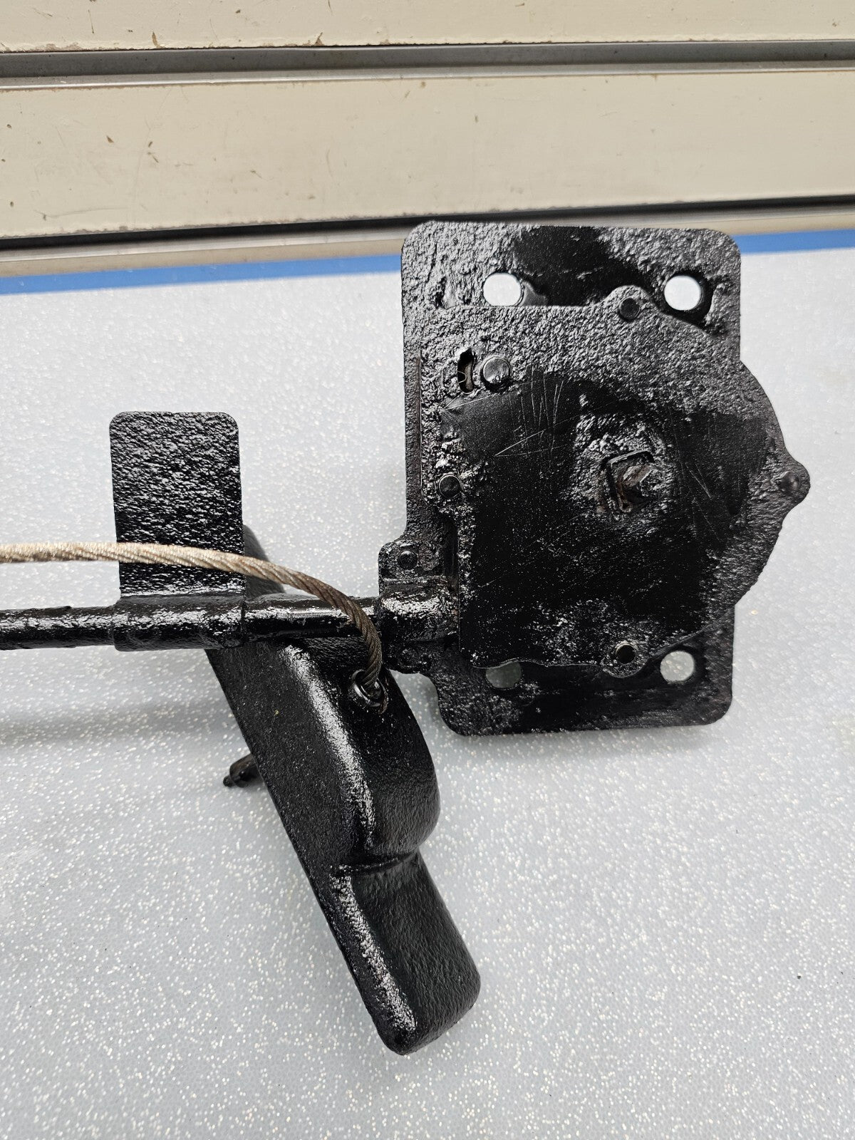 06-14 Kia Sedona LX EX 07-08 Entourage OEM Spare Tire Hoist Wheel Carrier Winch