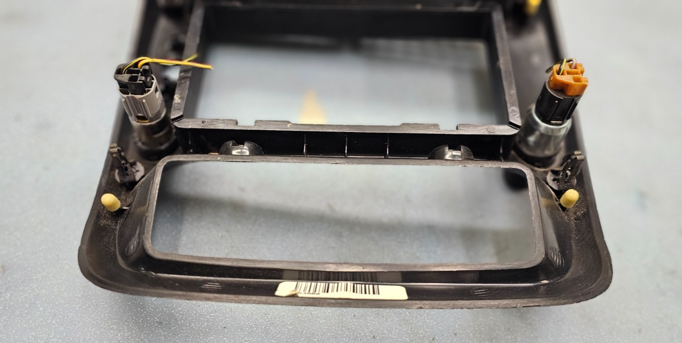95-10 Ranger Explorer Center Dash Radio Stereo Display Bezel Trim Panel BLACK B2