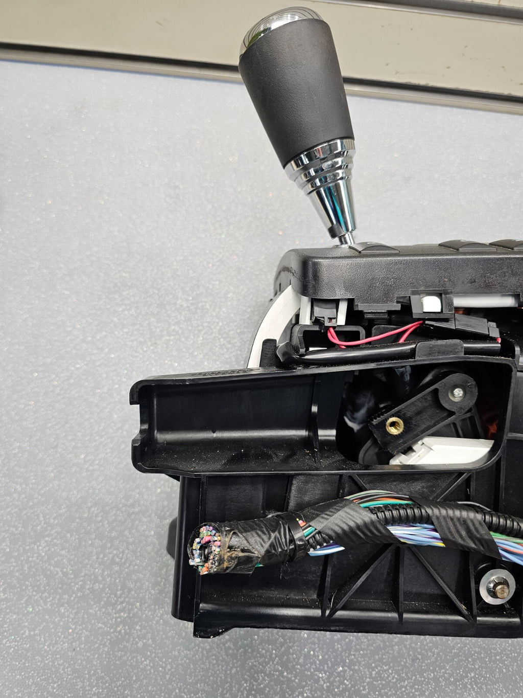 06-10 Jeep Commander Grand Cherokee 2WD Automatic Shifter Assemby/JC