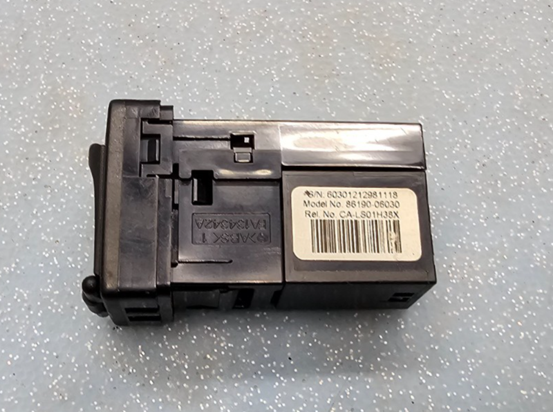 🔥12-14 Toyota Camry AUX USB Outlet Jack Adapter Stereo Assembly OEM