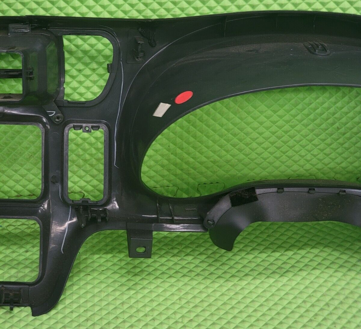 🔥98-04 BLAZER S10 JIMMY SONOMA Cluster Dash Radio Bezel Assembly Graphite C8