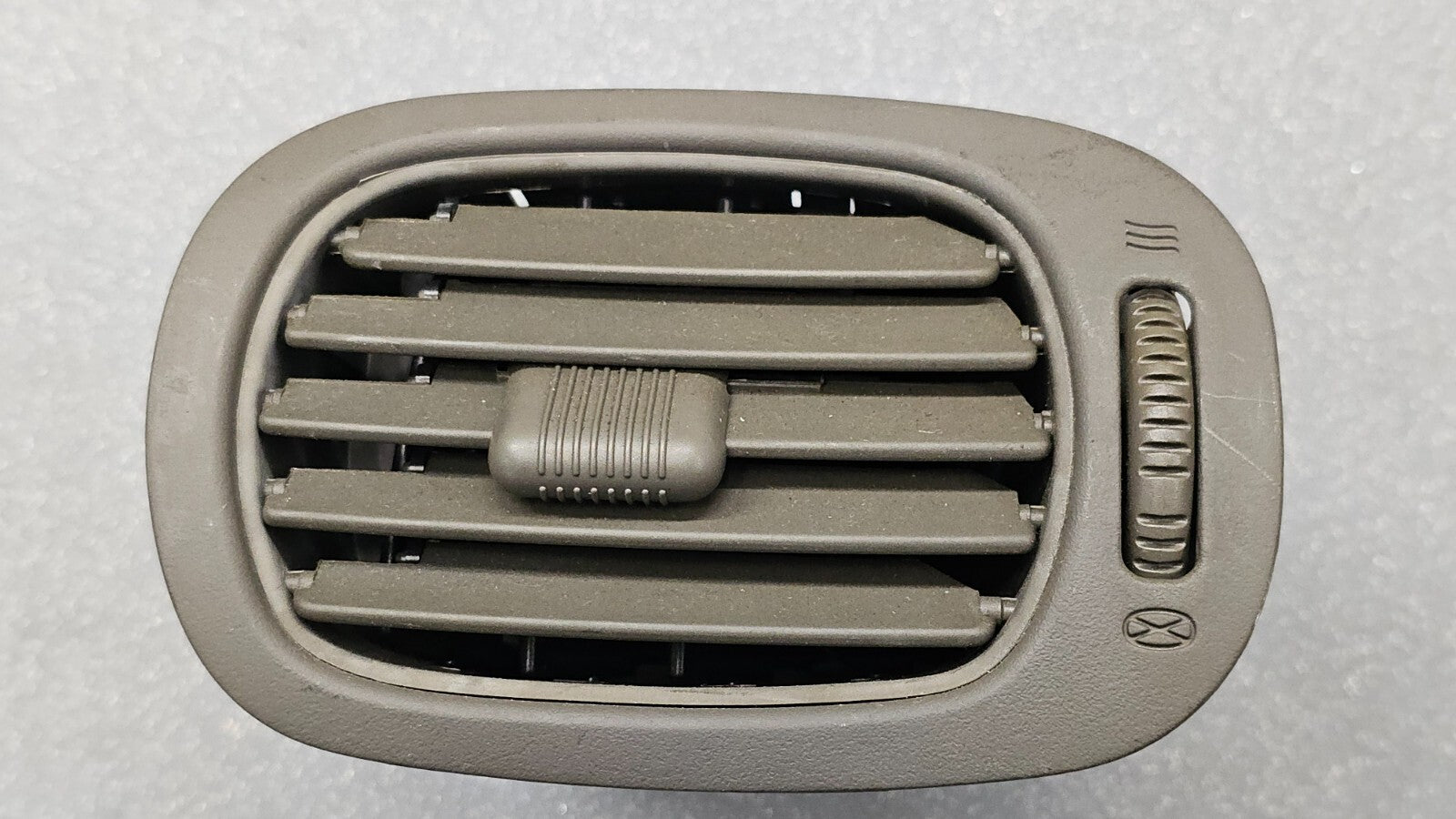 🔥01-07 Dodge Grand Caravan Dash Right Passenger Air Vent A/C Heater Panel Tan