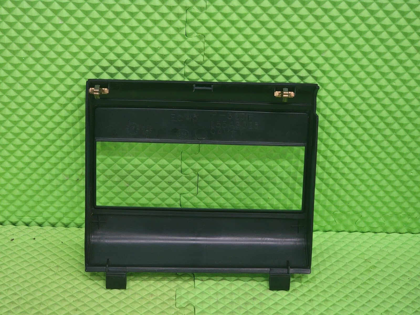 🔥88-94 Chevy GMC Suburban Silverado Tahoe Blazer Center Dash bezel Dark gray