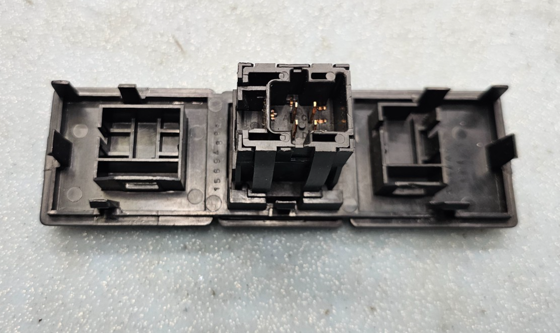 🔥95-00 Chevy GMC C/K Yukon Suburban Cargo Lamp Switch Bezel Assembly Black