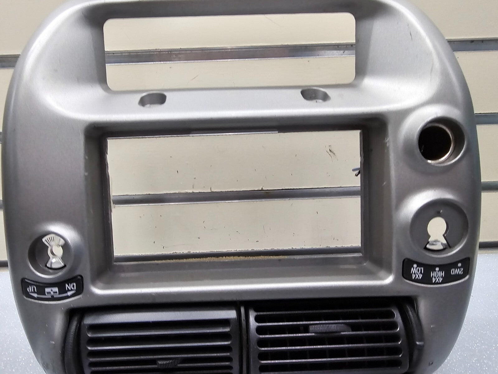 95-10 Ford Ranger EXPLORER Center Dash Radio Trim Surround Bezel Trim SILVER B2