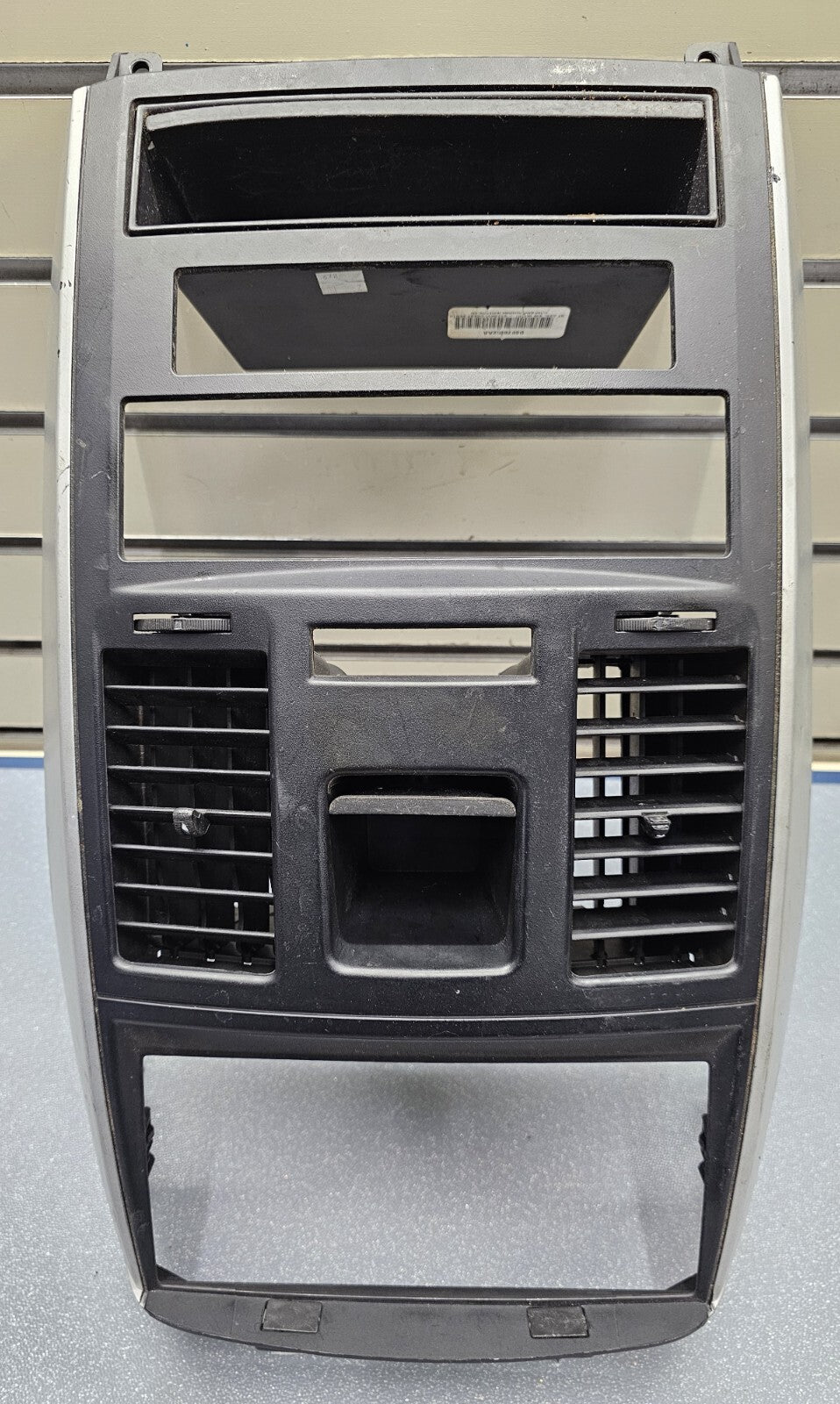 08-10 Grand Caravan Town Country Dash AM FM Radio Stereo Trim Bezel Panel Black