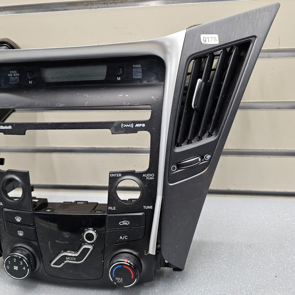 🔥11-14 Sonata Dash AM/FM Radio Display Bezel Trim Panel Climate Silver/Black